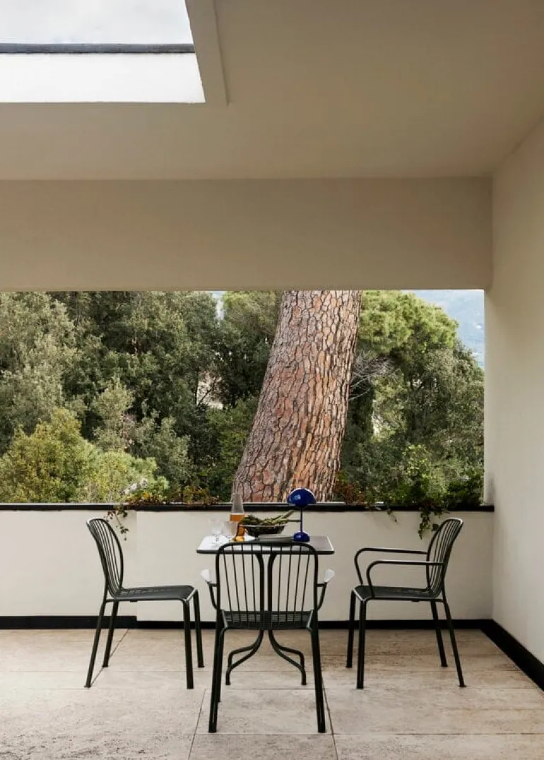 &Tradition Thorvald SC97 table, 70 x 70 cm, warm black