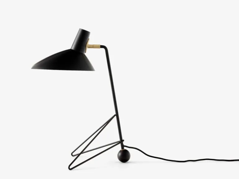 &Tradition Tripod HM9 table lamp, matt black