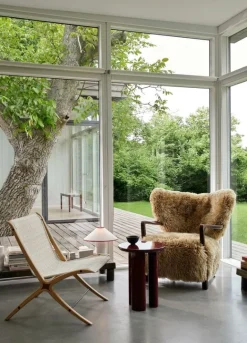 &Tradition Tung JA3 side table, burgundy red