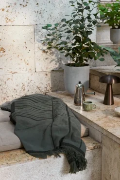 &Tradition Untitled AP10 throw, 150 x 200 cm, dark green