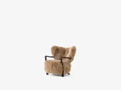 &Tradition Wulff ATD2 lounge chair and ATD3 pouf, Honey sheepskin 50 mm - walnut
