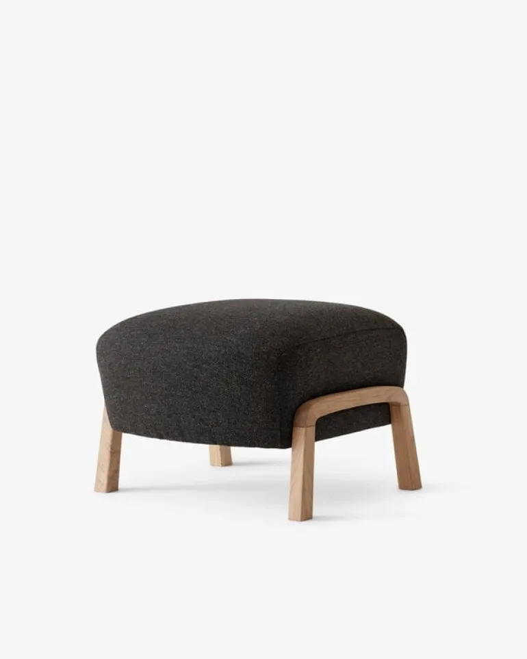 &Tradition Wulff ATD2 lounge chair and ATD3 pouf, Hallingdal 376 - oak