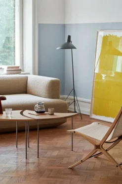 &Tradition X HM10 lounge chair, oak with walnut insert - natural