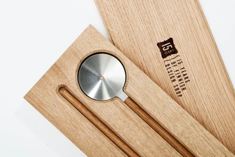 Antrei Hartikainen Taite salad servers, FDS 15 Years, oak - steel