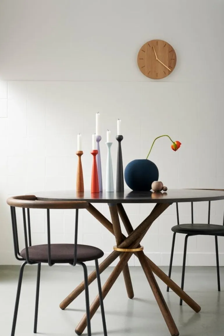 applicata Lily candleholder, oiled oak