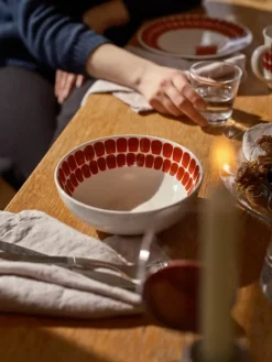 Arabia 24h Tuokio deep plate 18 cm, red