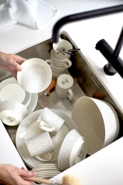 Arabia Mainio Sarastus plate 25 cm