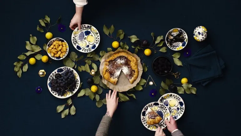 Arabia Paratiisi jar with lid, 0,43 L