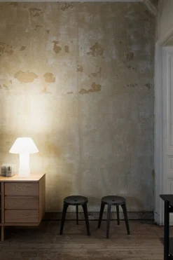 Ariake Dovetail stool, black