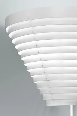 Artek A910 wall lamp
