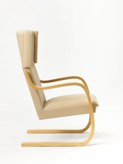 Artek Aalto 401 armchair, honey stained - Vidar 323