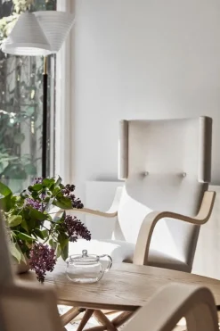 Artek Aalto armchair 401, black Hallingdal 190