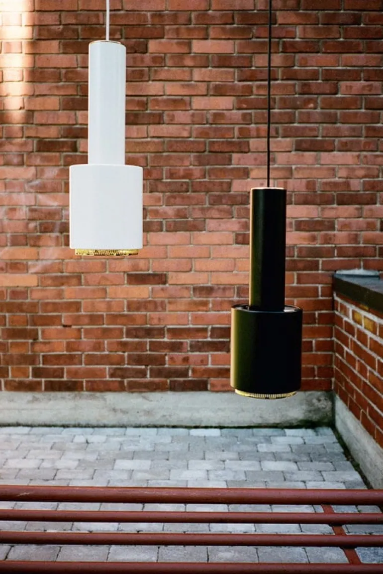 Artek Aalto pendant lamp A110 "Hand Grenade", black