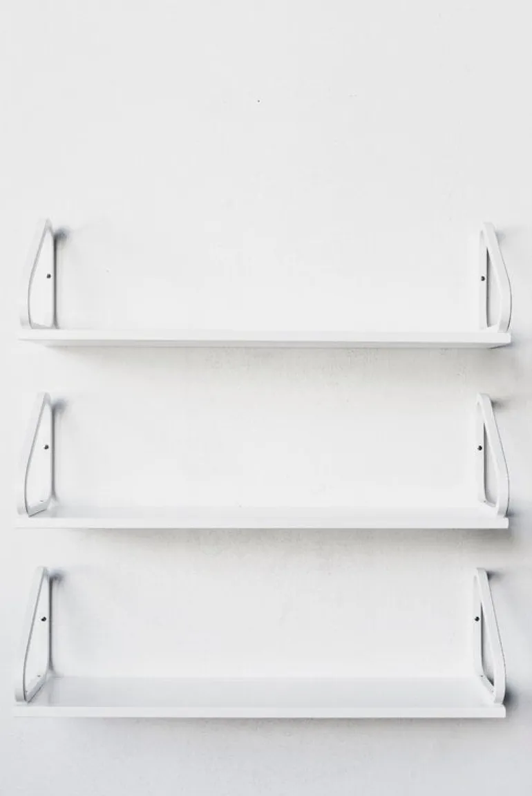 Artek Aalto wall shelf 112B, white