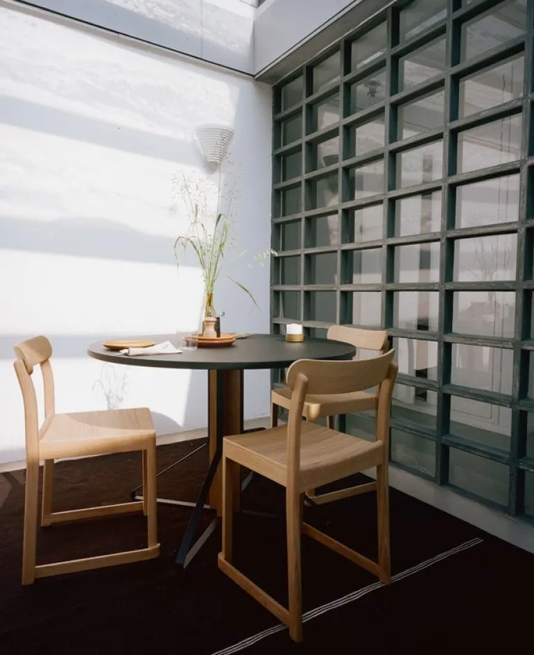 Artek Atelier chair, lacquered oak