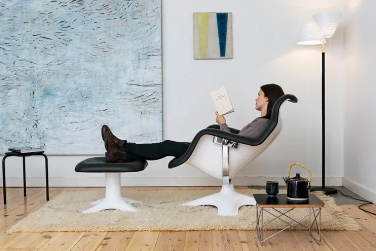 Artek Karuselli stool, white