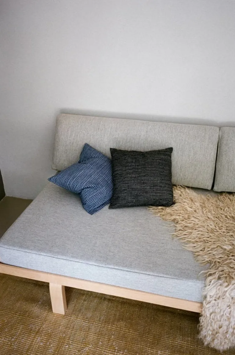 Artek Rivi cushion cover 40 x 40 cm, black - white