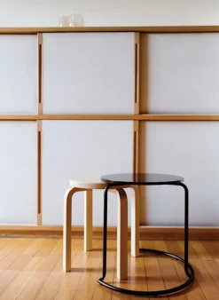 Artek Side Table 606, black