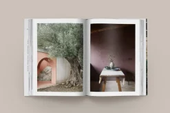 Artisan Books The Kinfolk Garden: How to Live with Nature