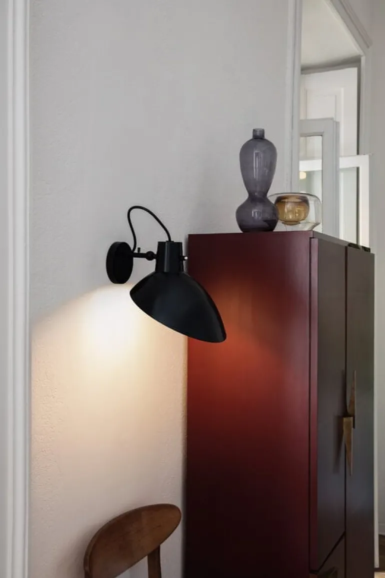 Astep VV Cinquanta wall lamp with switch, black