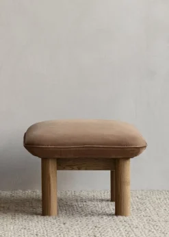 Audo Copenhagen Brasilia ottoman, oak - Dunes Camel leather