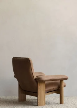 Audo Copenhagen Brasilia lounge chair, oak - Dunes Camel leather