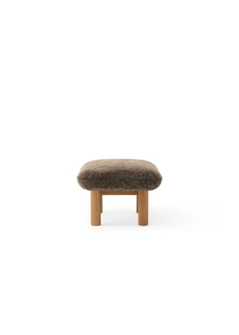 Audo Copenhagen Brasilia ottoman, oak - Root sheepskin