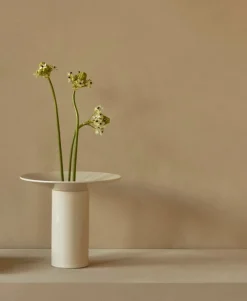 Audo Copenhagen Hana vase, 26 cm, ashen