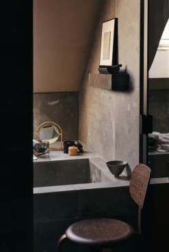 Audo Copenhagen Nimbus table mirror, polished brass