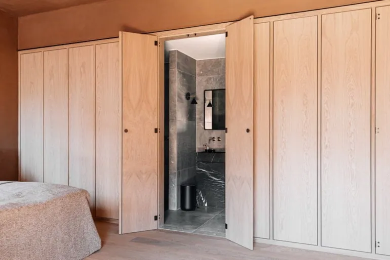 Audo Copenhagen Norm wall mirror, rectangular, 50 x 70 cm, black