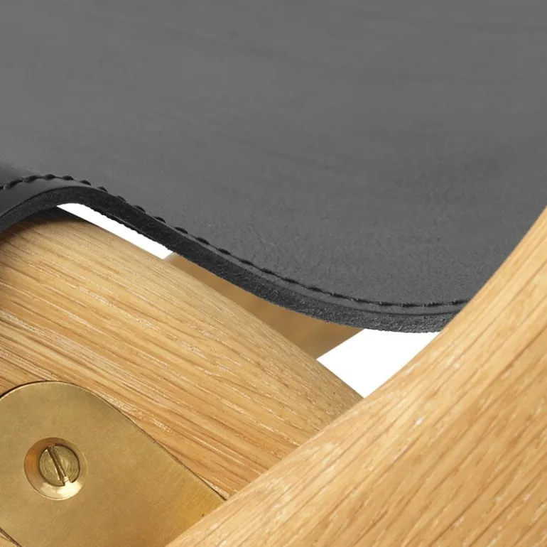 Audo Copenhagen Saxe lounge chair, oiled oak - black leather