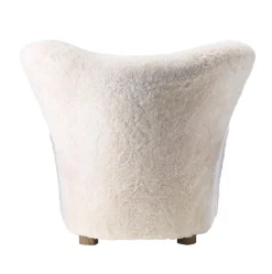 Audo Copenhagen The Tired Man armchair, Moonlight sheepskin