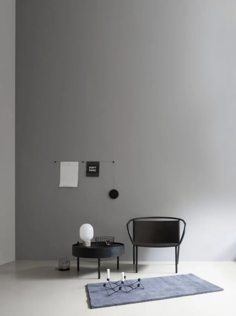 Audo Copenhagen Turning Table, black