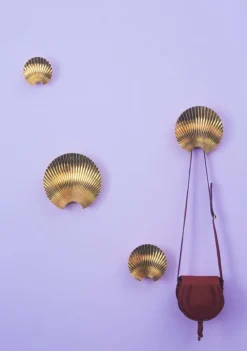 AYTM Concha wall hook L, gold