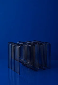 AYTM Curva magazine holder, black