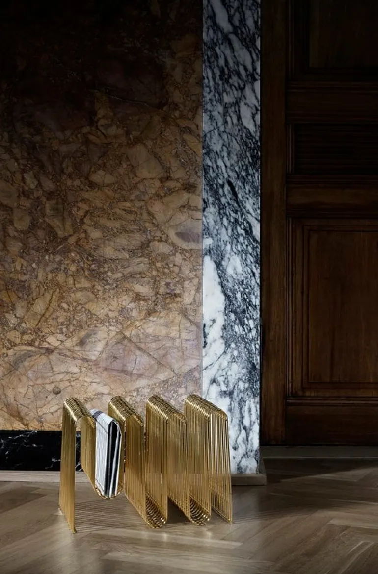 AYTM Curva magazine holder, gold