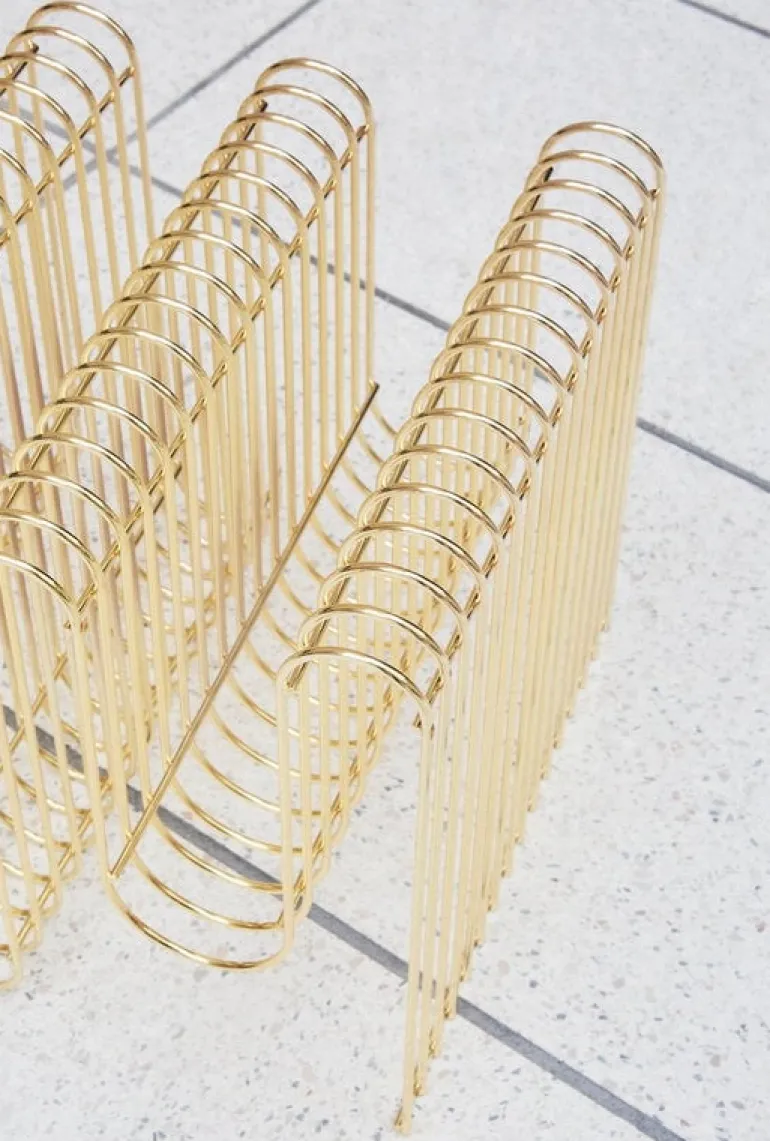 AYTM Curva magazine holder, gold