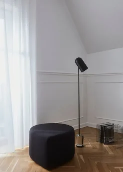 AYTM Curva magazine holder, silver