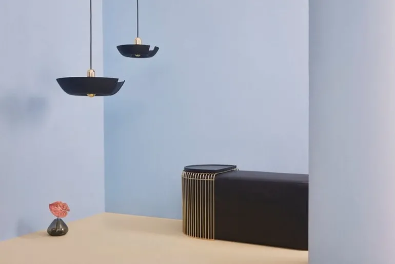 AYTM Curva table, gold