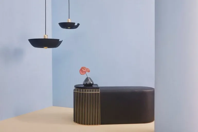 AYTM Curva table, gold