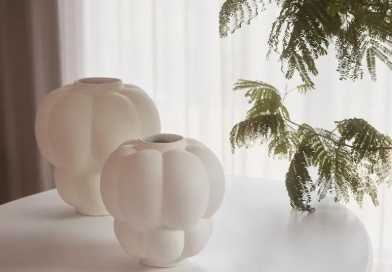 AYTM Uva vase, 22 cm, cream