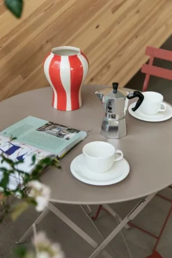 Bialetti Moka Express espresso maker, 4 cups