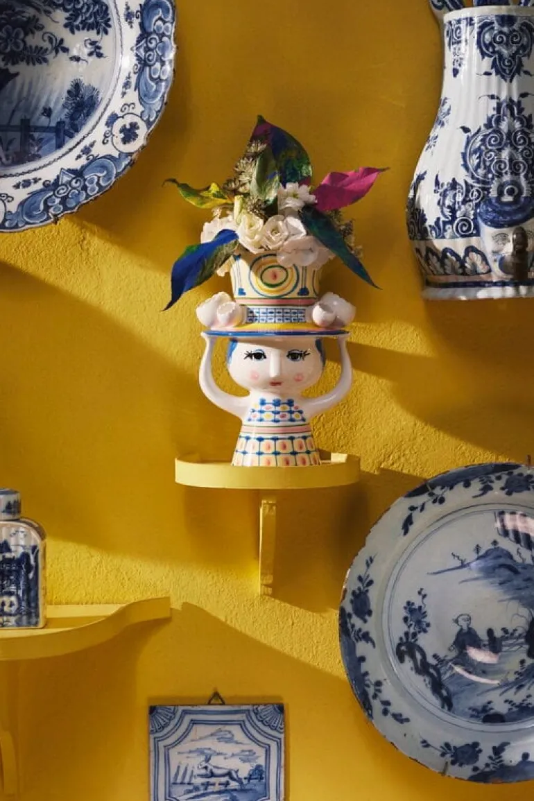 Bjørn Wiinblad Lady with Hat vase, 20,5 cm, blue