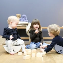 bObles Chicken, cloudy blue