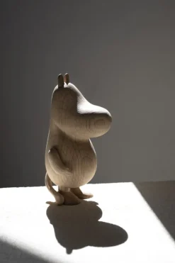 Boyhood Moomintroll figure, large, oak