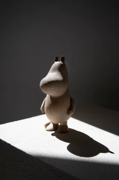 Boyhood Moomintroll figure, large, oak