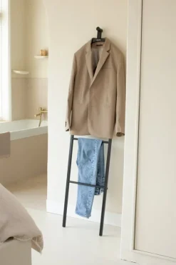 Brabantia Linn Dressboy clothes rack, black