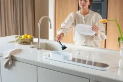 Brabantia SinkStyle organiser and drying tray, Mineral Infinite white