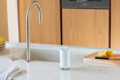 Brabantia SinkStyle soap dispenser, 200 ml, Mineral Fresh white