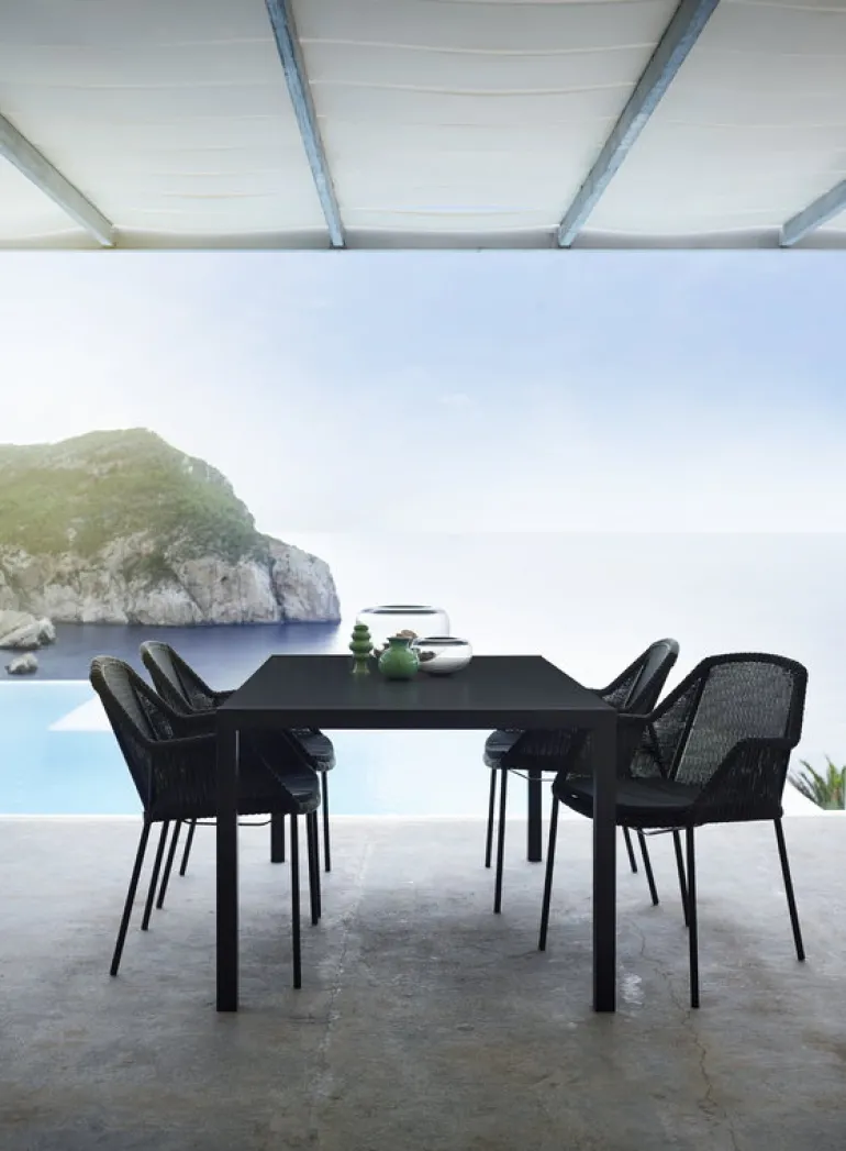 Cane-line Breeze dining chair, stackable, black